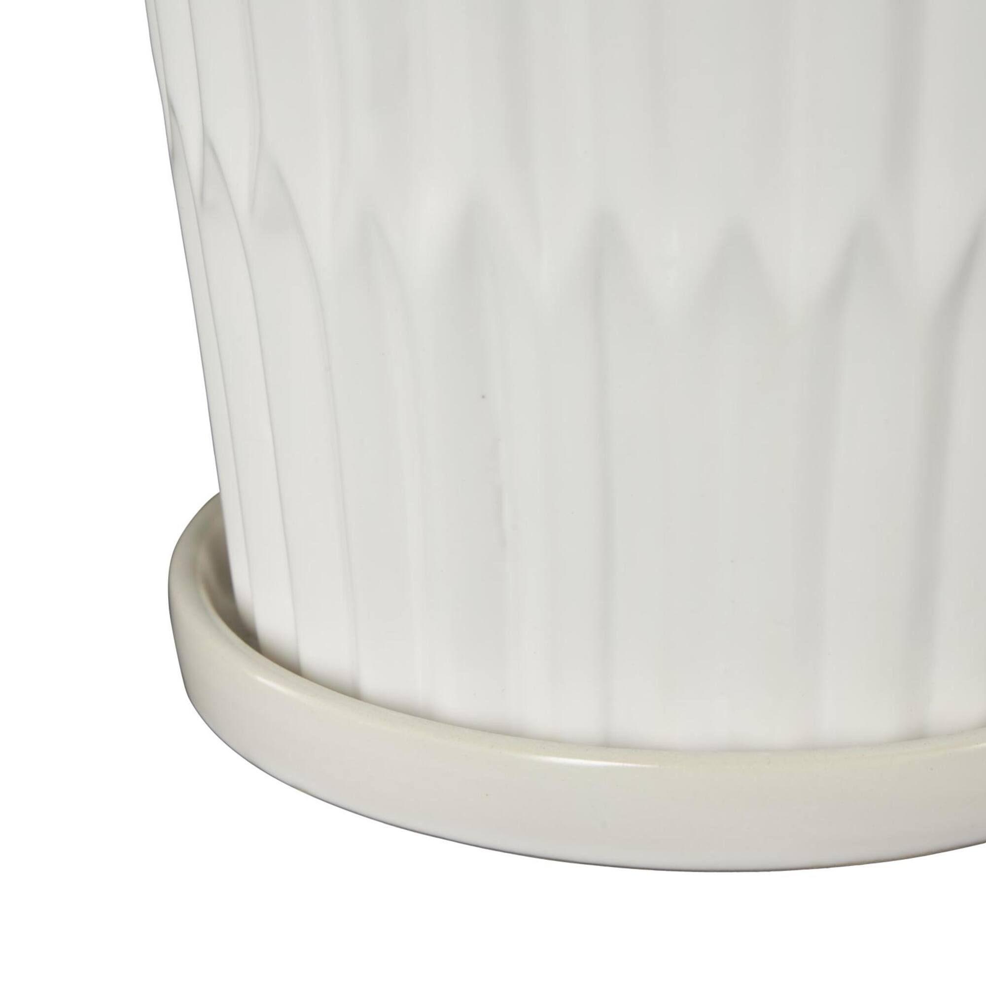 White Double Ribbed Textured Ceramic Planter Set